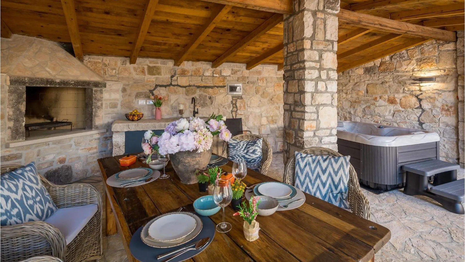 Nice Home In Puntera With Wifi 0*,  Croatia